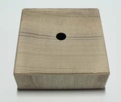 Dřevěná stropní krytka hranatá   